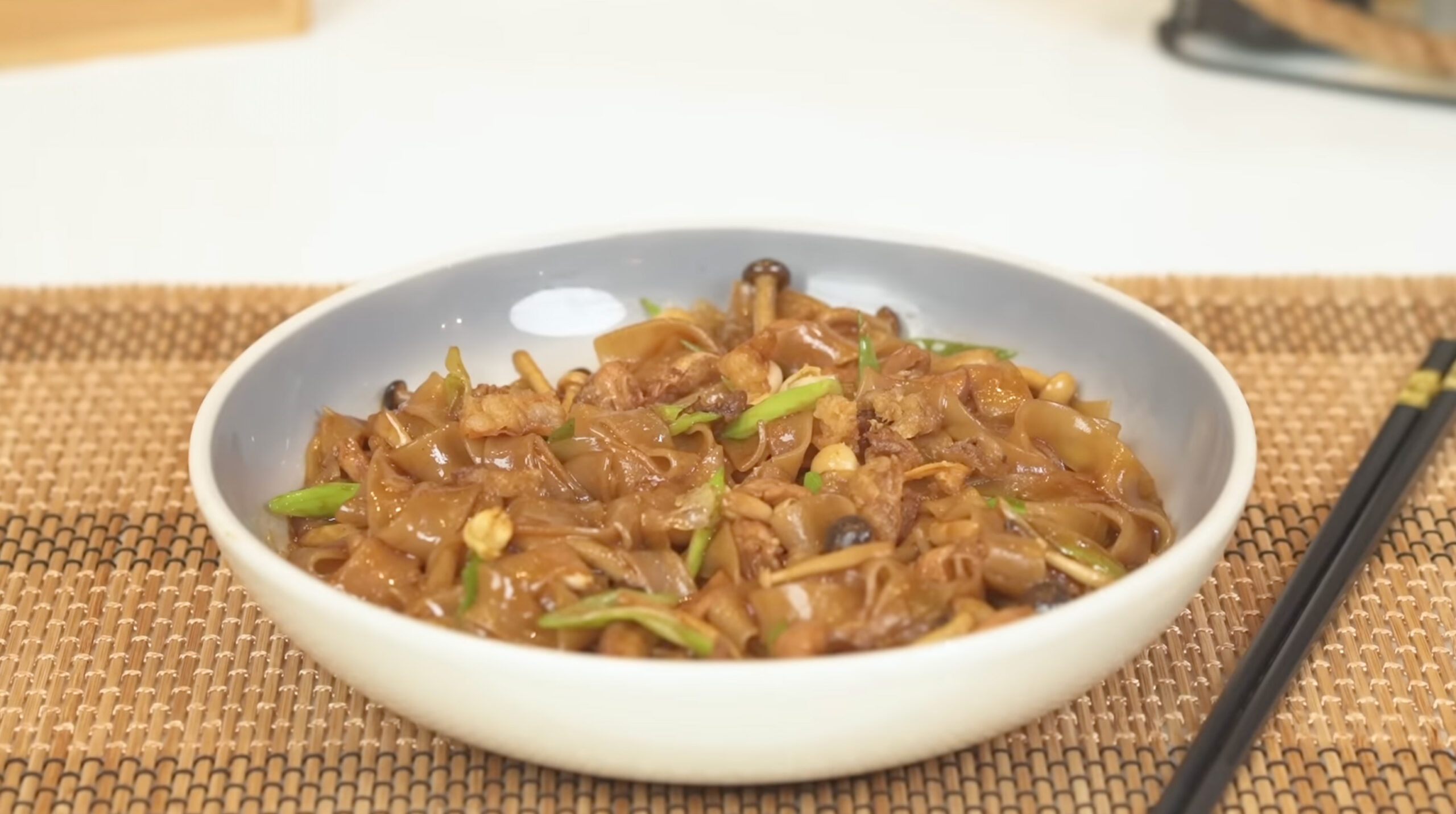 Chicken and Mushroom Stir Fried Noodles